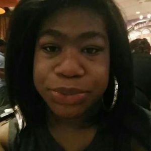 Meet your Posher, Robyn